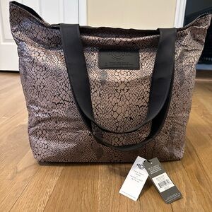 Aloha Collection Packable tote and pouches